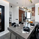 Sunny Rock Apartman
